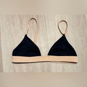 Solid and stripes bikini top